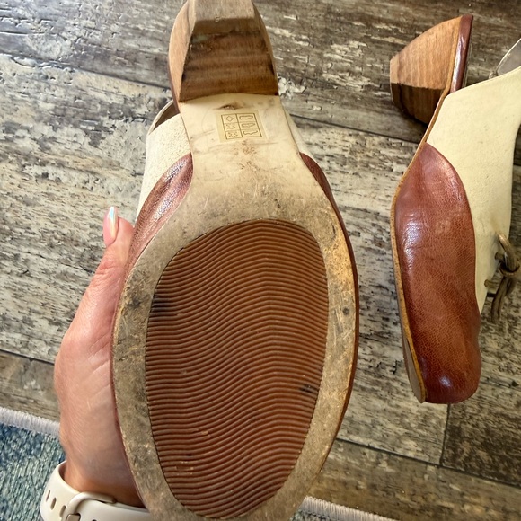 Vintage All black tan brown leather round toe sling back low heels (39.5) - Picture 6 of 8